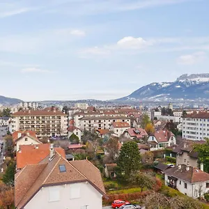 https://nice-2br-w-balcony-and-splendid-view-on-the-mountains.hotels-rhonealpes.com